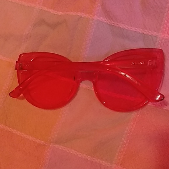 Aldo - Picture 2 of 2